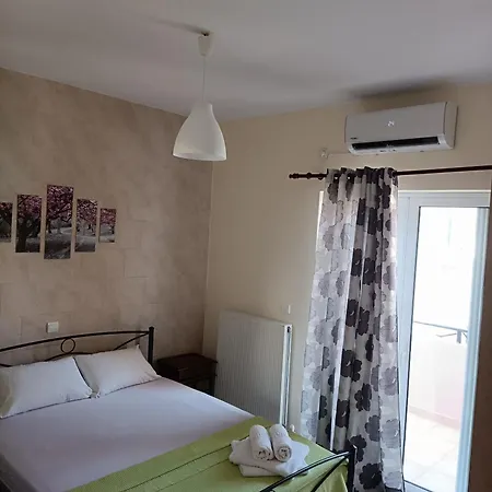 Evita Apartment Preveza Esterno foto